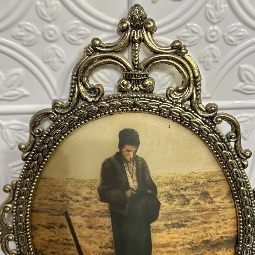 The Angelus By J F Millet Oval Metal Frame Convex Glass Farmer Praying Vtg
